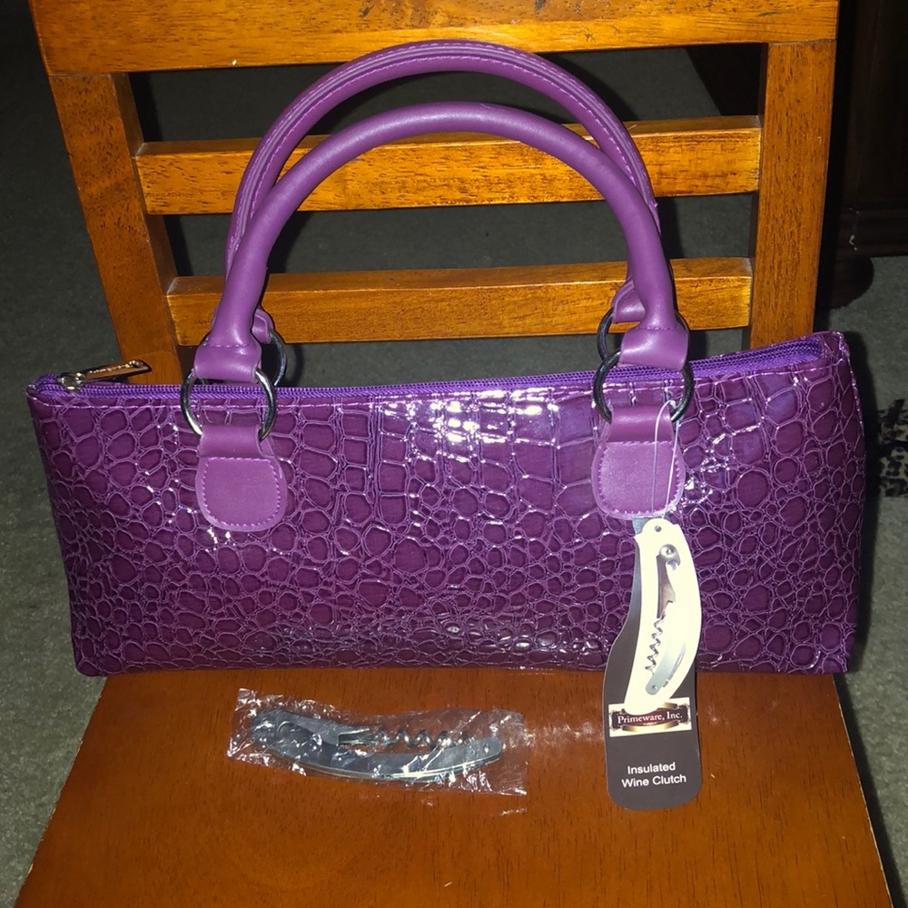 Wine clutch